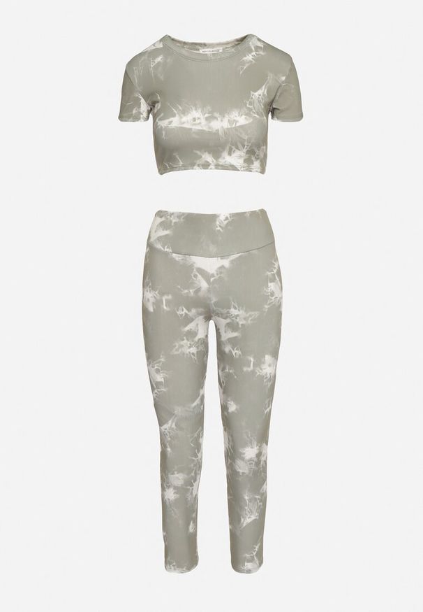 Born2be - Zielony Komplet Sportowy z Wzorem Tie-Dye Top z Krótkimi Rękawami i Leggisy Larvena. Kolor: zielony