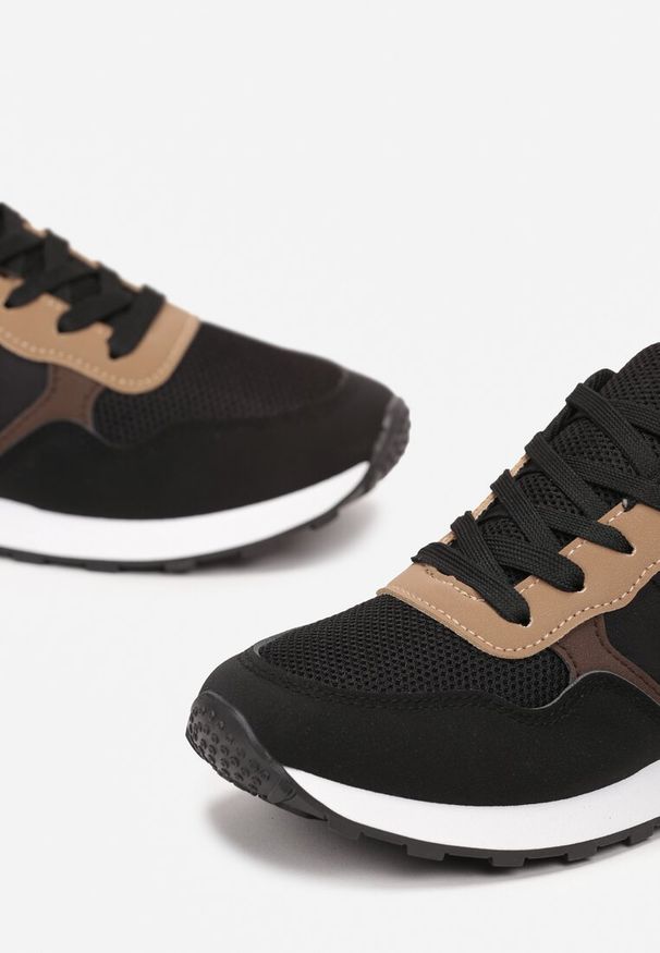 Born2be - Czarne Sznurowane Sneakersy z Okrągłym Noskiem Halaina. Nosek buta: okrągły. Kolor: czarny