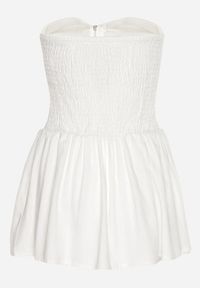 Born2be - Biała Sukienka z Lnem i Wiskozą o Rozkloszowanym Kroju z Gorsetem Vimandre. Okazja: na co dzień, na imprezę. Typ kołnierza: dekolt gorset. Kolor: biały. Materiał: wiskoza, len. Typ sukienki: gorsetowe. Styl: casual #2