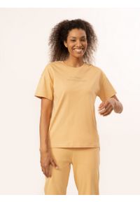 outhorn - T-shirt oversize z nadrukiem damski - żółty. Okazja: na co dzień. Kolor: żółty. Materiał: jersey, bawełna. Wzór: nadruk. Styl: casual #3
