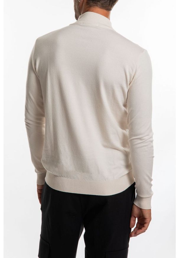 Takeshy Kurosawa Sweter "Lupetto" | 83389 | Lupetto | Mężczyzna | Kremowy. Okazja: na co dzień. Kolor: kremowy. Materiał: wiskoza, poliester, poliamid. Wzór: aplikacja. Styl: casual
