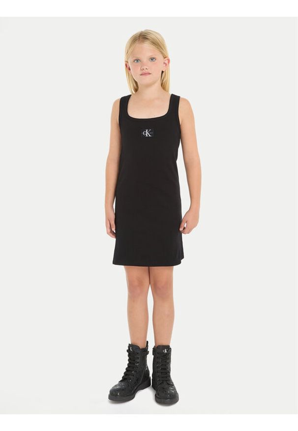 Calvin Klein Jeans Sukienka letnia Badge IG0IG02471 Czarny Regular Fit. Kolor: czarny. Materiał: bawełna. Sezon: lato