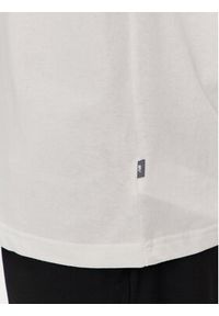 New Balance T-Shirt Basketball Style MT41577 Biały Relaxed Fit. Kolor: biały. Materiał: bawełna #4