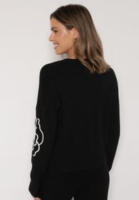 Born2be - Czarny Kardigan na Guziki w Haftowane Kwiaty Tustara. Okazja: na co dzień. Kolor: czarny. Materiał: jeans. Wzór: kwiaty, haft. Styl: casual #4