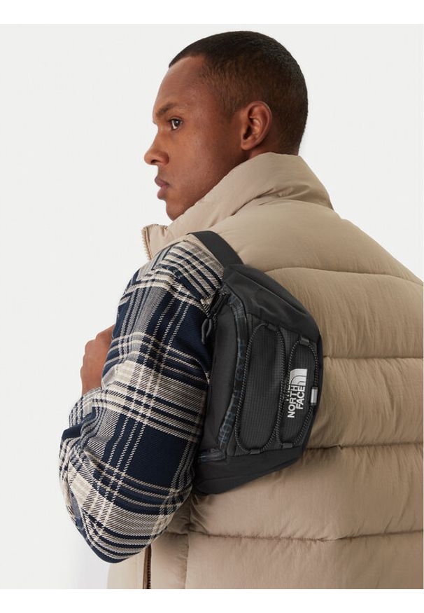The North Face Nerka Jester Lumbar NF0A52TM0IO1 Czarny. Kolor: czarny. Materiał: materiał