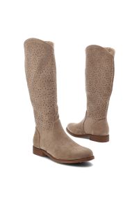 Beżowe Kozaki S.Barski Modne Obuwie Damskie. Okazja: na co dzień. Kolor: beżowy. Materiał: materiał. Szerokość cholewki: normalna. Wzór: ażurowy, kwiaty. Obcas: na płaskiej podeszwie. Styl: casual #4