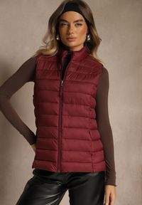 Renee - Bordowa Kamizelka Ozdobiona Pikowaniem Soellame. Okazja: na co dzień. Kolor: czerwony. Wzór: aplikacja. Styl: street, casual