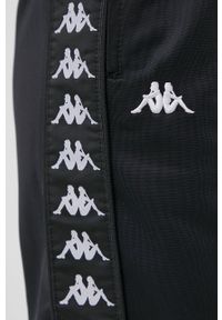 Kappa spodnie dresowe damskie kolor czarny z aplikacją. Stan: podwyższony. Kolor: czarny. Materiał: dresówka. Wzór: aplikacja #3