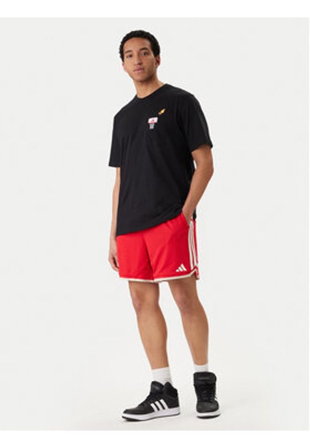 Adidas - adidas Szorty sportowe Stadium JZ6857 Czerwony Regular Fit. Kolor: czerwony. Materiał: syntetyk. Styl: sportowy