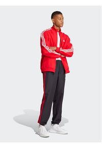 Adidas - adidas Dres 3-Stripes IR8199 Czerwony Regular Fit. Kolor: czerwony. Materiał: syntetyk #2