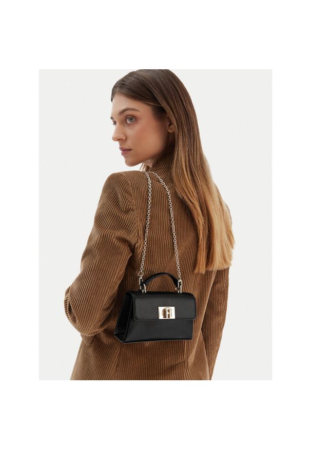 Torebka Furla. Kolor: czarny