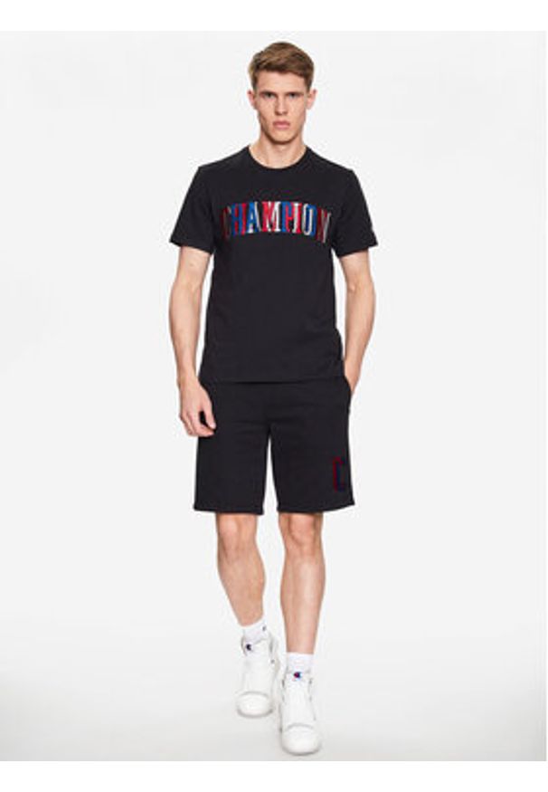 Champion T-Shirt 218512 Czarny Regular Fit. Kolor: czarny. Materiał: bawełna