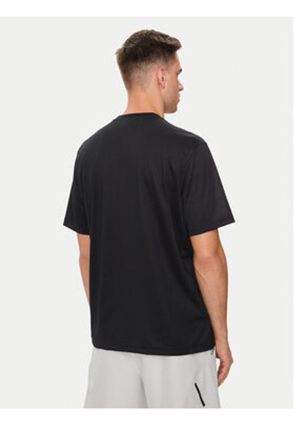 Reebok T-Shirt Run Graphic 100075314 Czarny Relaxed Fit. Kolor: czarny. Materiał: syntetyk