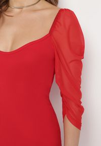 Born2be - Czerwona Bawełniana Dopasowana Sukienka Mini z Przeźroczystymi Rękawami 3/4 Ferdiana. Okazja: na imprezę. Kolor: czerwony. Materiał: bawełna. Typ sukienki: dopasowane. Styl: elegancki. Długość: mini #5