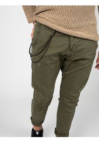 Xagon Man Spodnie | P2303 2CR 4015 | Mężczyzna | Wojskowa Zieleń, Zielony. Kolor: zielony. Materiał: elastan, bawełna. Styl: militarny