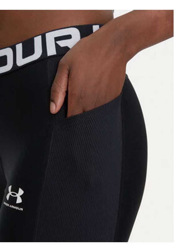 Under Armour Legginsy HeatGear 1388693 Czarny Slim Fit. Kolor: czarny. Materiał: syntetyk