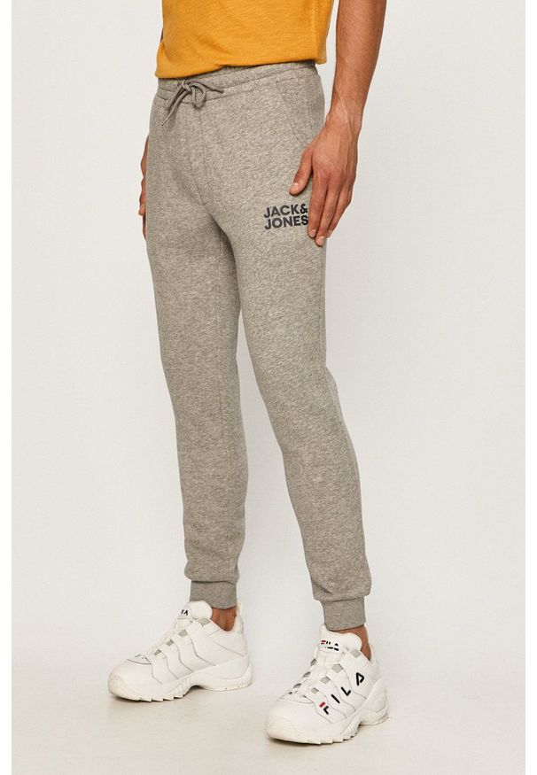 Jack & Jones - Spodnie. Okazja: na co dzień. Kolor: szary. Styl: casual