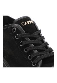 Czarne Sneakersy Carinii Eleganckie Obuwie Damskie Na Obcasie. Okazja: na co dzień. Kolor: czarny. Materiał: zamsz. Obcas: na obcasie. Styl: elegancki. Wysokość obcasa: średni