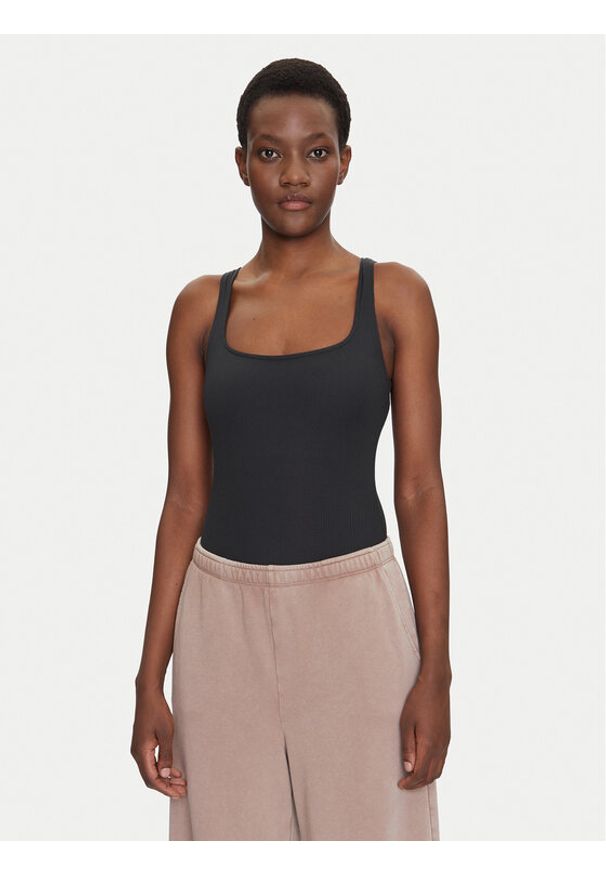 GIRLFRIEND COLLECTIVE - Girlfriend Collective Body Penny 5013 Czarny Slim Fit. Kolor: czarny. Materiał: syntetyk