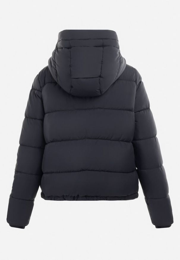 Born2be - Granatowa Kurtka Puffer Pikowana z Kapturem Shannone. Okazja: na co dzień. Typ kołnierza: kaptur. Kolor: niebieski. Długość rękawa: długi rękaw. Długość: długie. Wzór: jednolity. Sezon: zima, jesień. Styl: casual