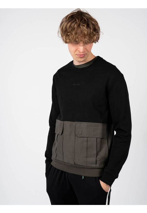 Antony Morato Bluza | MMFL00736-FA150080 | Mężczyzna | Czarny. Okazja: na co dzień. Kolor: czarny. Materiał: bawełna, poliester. Wzór: nadruk. Styl: casual