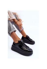Lemar Damskie Buty Sportowe Lakierowane na Platformie Czarne Milonia. Zapięcie: sznurówki. Kolor: czarny. Materiał: lakier. Obcas: na platformie #10
