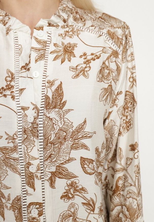 Born2be - Beżowa Koszula z Wiskozy z Bufiastymi Rękawami w Kwiatowy Wzór Melhanor. Okazja: na co dzień. Typ kołnierza: kołnierzyk stójkowy. Kolor: beżowy. Materiał: wiskoza. Wzór: kwiaty. Styl: casual