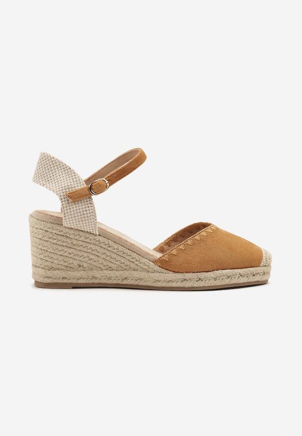 Born2be - Brązowe Sandały Espadryle na Koturnie w Stylu Boho Merilwena. Okazja: na co dzień. Zapięcie: sprzączka. Kolor: brązowy. Obcas: na koturnie. Styl: boho