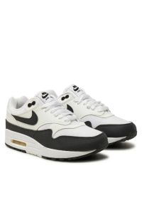 Nike Air Max 1 Sneakersy damskie. Okazja: na co dzień. Kolor: biały. Materiał: guma, zamsz. Szerokość cholewki: normalna. Sezon: lato. Model: Nike Air Max #3