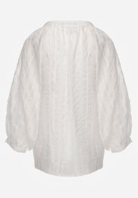 Renee - Biała Wiązana Bluzka w Stylu Boho z Tencelu z Koralikami i Koronką Helotis. Okazja: na co dzień. Kolor: biały. Materiał: koronka. Wzór: koronka. Styl: boho #2