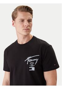 Tommy Jeans T-Shirt DM0DM22553 Czarny Regular Fit. Kolor: czarny. Materiał: bawełna #3