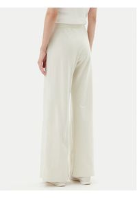 EA7 Emporio Armani Spodnie dresowe 7W000083 AF13135 U1112 Beżowy Wide Leg. Kolor: beżowy. Materiał: bawełna #2