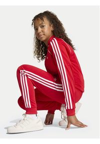 Adidas - adidas Spodnie dresowe adicolor SST KE2861 Czerwony Regular Fit. Kolor: czerwony. Materiał: syntetyk #2
