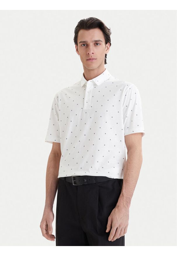 Armani Exchange Polo XM000735 AF10356 F0198 Biały Regular Fit. Typ kołnierza: polo. Kolor: biały. Materiał: bawełna