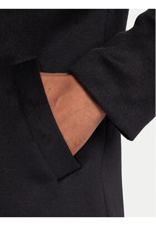 Guess Płaszcz przejściowy M4BL30 WGJ82 Czarny Regular Fit. Kolor: czarny. Materiał: syntetyk