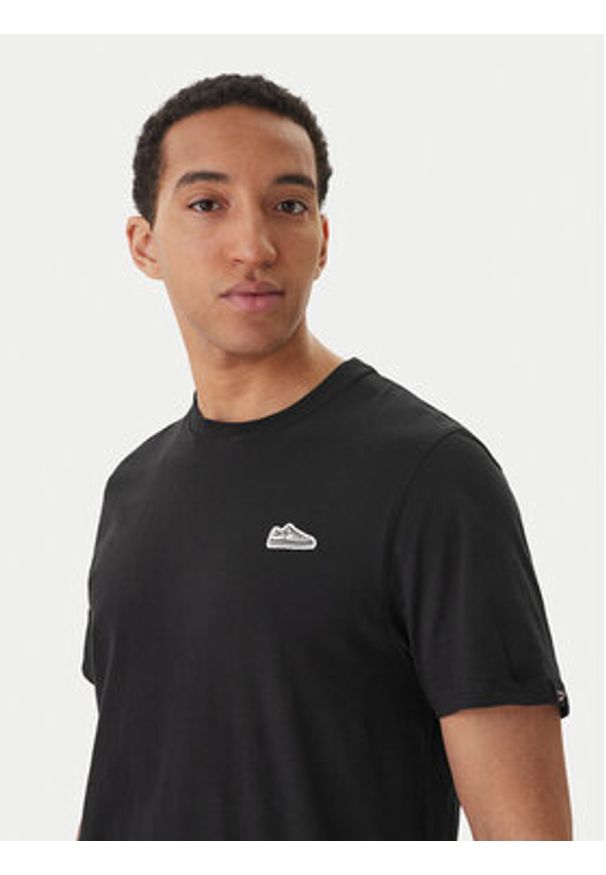 Reebok T-Shirt Finn RK25570CCM Czarny Regular Fit. Kolor: czarny. Materiał: bawełna