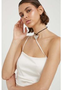 Hollister Co. top damski kolor beżowy. Okazja: na co dzień. Typ kołnierza: dekolt w karo. Kolor: beżowy. Materiał: tkanina. Długość rękawa: na ramiączkach. Styl: casual #1