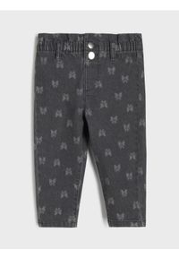 Sinsay - Spodnie jeansowe - szary. Kolor: szary. Materiał: jeans