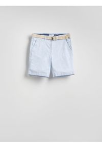 Reserved - Szorty slim fit - jasnoniebieski. Kolor: niebieski. Materiał: bawełna, tkanina