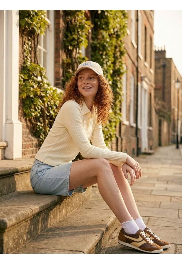 Sinsay - Koszulka polo z domieszką wiskozy - żółty. Typ kołnierza: polo. Kolor: żółty. Materiał: wiskoza