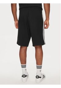 Adidas - adidas Szorty sportowe adicolor 3-Stripes IU2337 Czarny Regular Fit. Kolor: czarny. Materiał: bawełna. Styl: sportowy #3