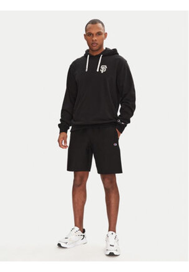 Champion Bluza 221034 Czarny Regular Fit. Kolor: czarny. Materiał: bawełna