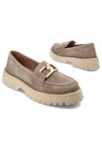 Beżowe Półbuty Filippo Eleganckie Obuwie Damskie. Zapięcie: bez zapięcia. Kolor: beżowy. Materiał: materiał, zamsz. Styl: elegancki #4