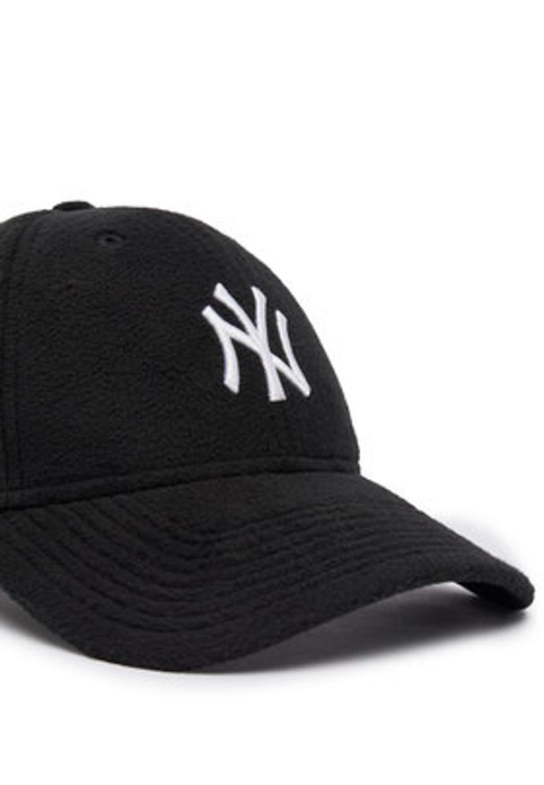 New Era Czapka z daszkiem Cosy New York Yankees 60565258 Czarny. Kolor: czarny. Materiał: poliester