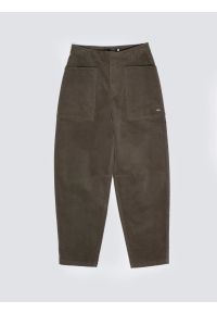 Big-Star - Spodnie damskie sztruks 7/8 z kieszeniami khaki Nadine 303. Stan: podwyższony. Kolor: zielony. Materiał: sztruks. Wzór: ze splotem. Styl: klasyczny
