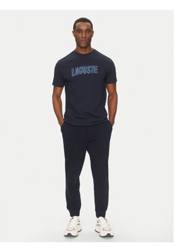 Lacoste T-Shirt TH8916 Granatowy Regular Fit. Kolor: niebieski. Materiał: bawełna, syntetyk