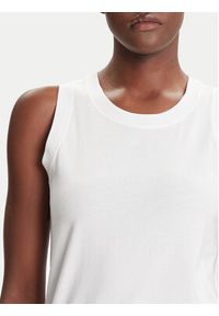 Champion Sukienka codzienna Script Logo Ribbed Trim 112657 Biały Regular Fit. Okazja: na co dzień. Kolor: biały. Materiał: bawełna. Typ sukienki: proste. Styl: casual #5