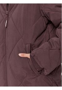 Wrangler Kurtka zimowa 112342650 Bordowy Regular Fit. Kolor: czerwony. Materiał: syntetyk. Sezon: zima