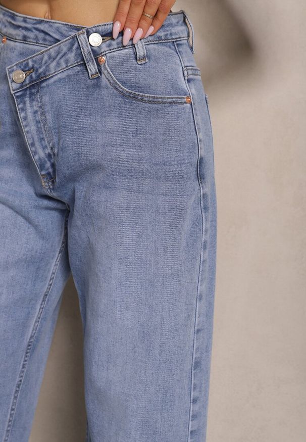 Renee - Niebieskie Jeansy Regular Waist z Szeroką Nogawką Tenophea. Okazja: do pracy, na spotkanie biznesowe, na co dzień. Kolor: niebieski. Styl: casual, biznesowy