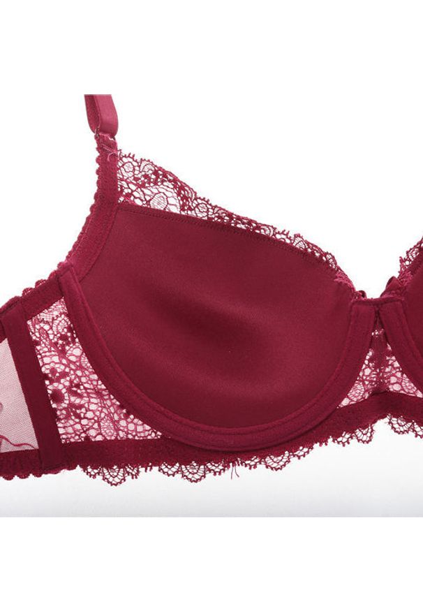 Intica - Koronkowy komplet bielizny z figami Pratibha. Kolor: czerwony. Materiał: koronka. Wzór: koronka